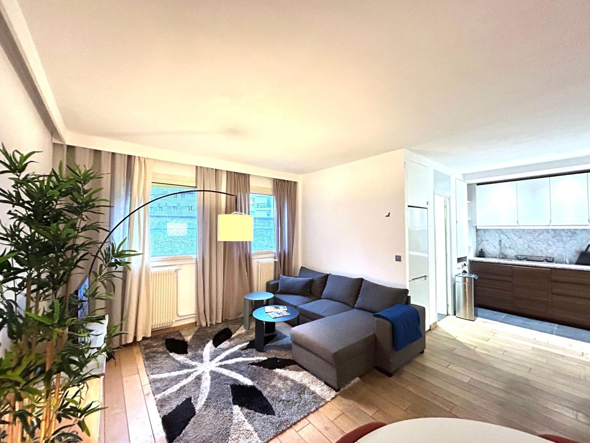Big Apartment Eiffel Tower View Paris Luaran gambar